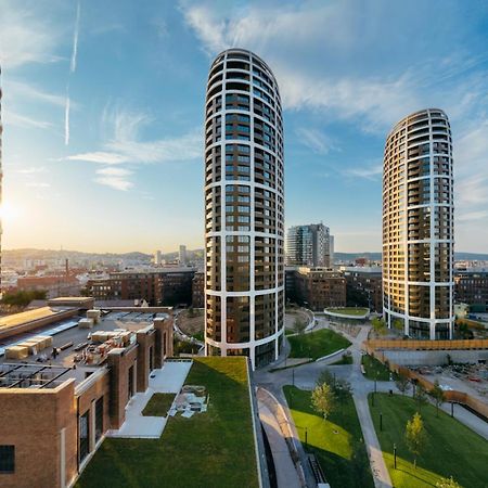 Elegant Escape Apartment I - City Centre Братислава Екстериор снимка